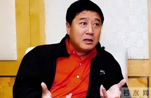 为了梅婷,抛弃患难与共的发妻,67岁孤身一人的叶大鹰可曾后悔?