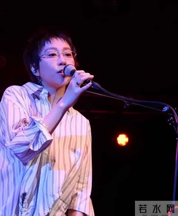 王菲也没想到,“被曝同居”的28岁女儿窦靖童,会走上她的来时路