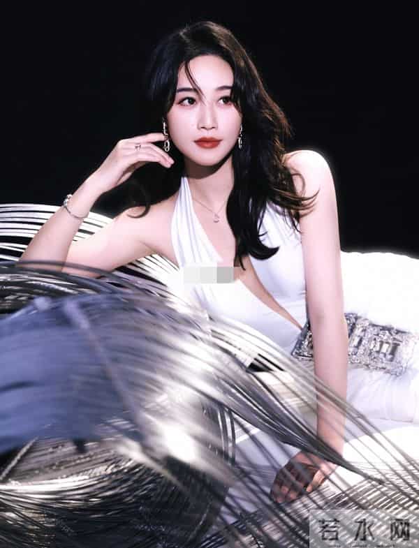 蓝盈莹疑似新恋情曝光,同吃一碗蛋糕,狗仔称-眼光差