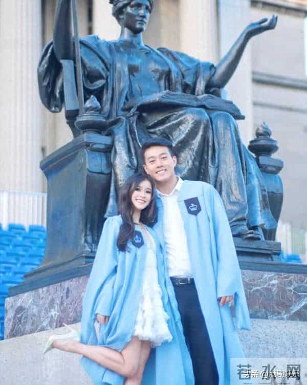 今年港姐冠军很高调,晒与帅气男友合照!季军直问:什么时候结婚