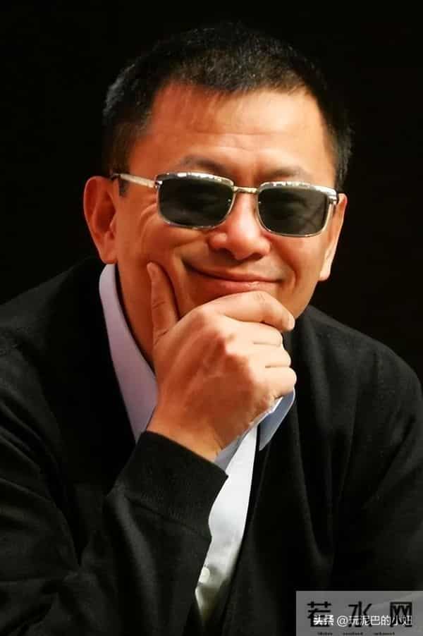 连爆2大行业瓜!大花回应只字不提影帝,阔太倒油导演,都不装了