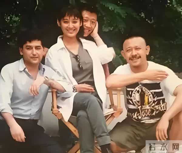 刘晓庆问宁静：有没有后悔的恋爱？宁静：他有女朋友，我转身就走