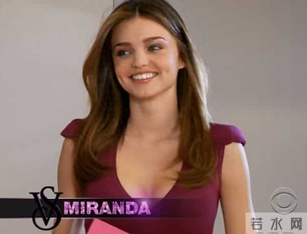 看着可儿这迷人的脸和魔鬼的身材 完全能理解大佬为了她当街斗殴了