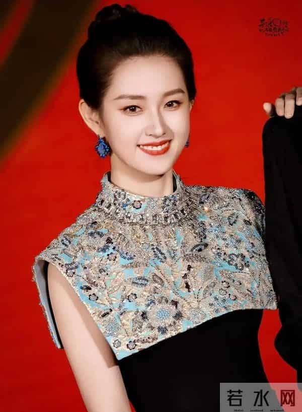 短剧四大女神横空出世,岳雨婷气场碾压余茵,呼声最高的居然是她