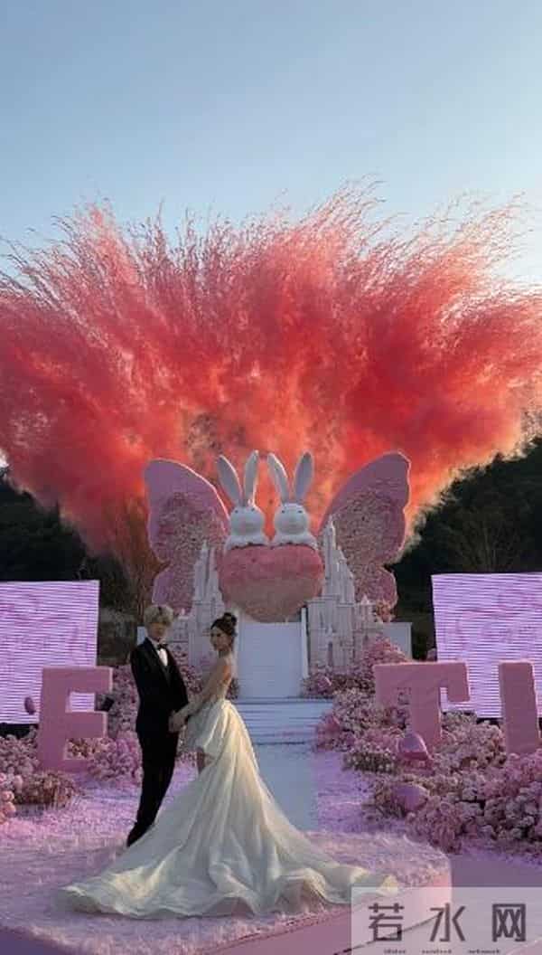 太突然！鹿哈官宣领证，3个月前已订婚，全网恭喜，终于等到这天