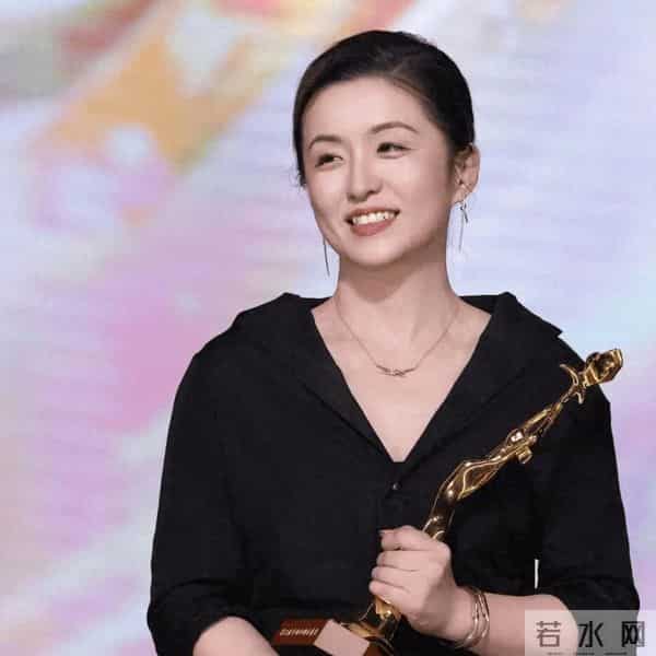 录音风波仅6天，央视"出手"又添一把火，彻底撕下了秦雯的体面