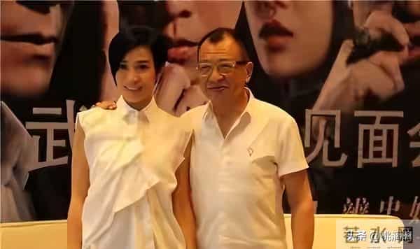 干爹离世10天后，佘诗曼迎来好消息，这下许绍雄可以放心了