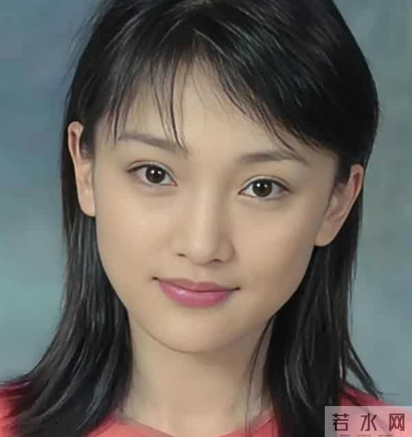 51岁的周迅是一位“实力派演员”,出演的角色都十分出彩