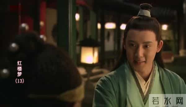 《暗河传》她俩相差1岁，却要演母女，男友也参演看起来老多了