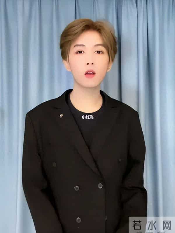 太突然！鹿哈官宣领证，3个月前已订婚，全网恭喜，终于等到这天