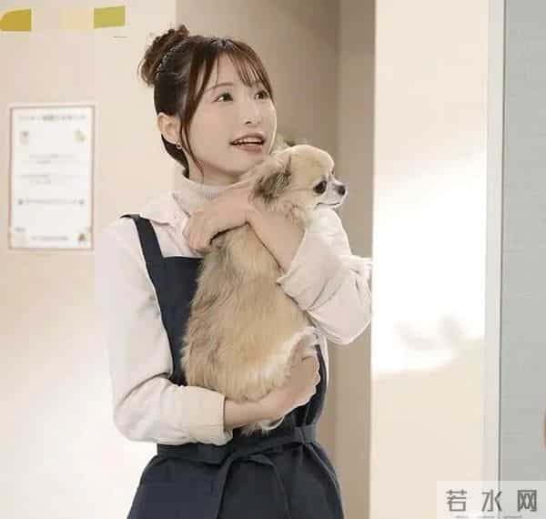 90后人气女神!出道即巅峰,绝对Top存在