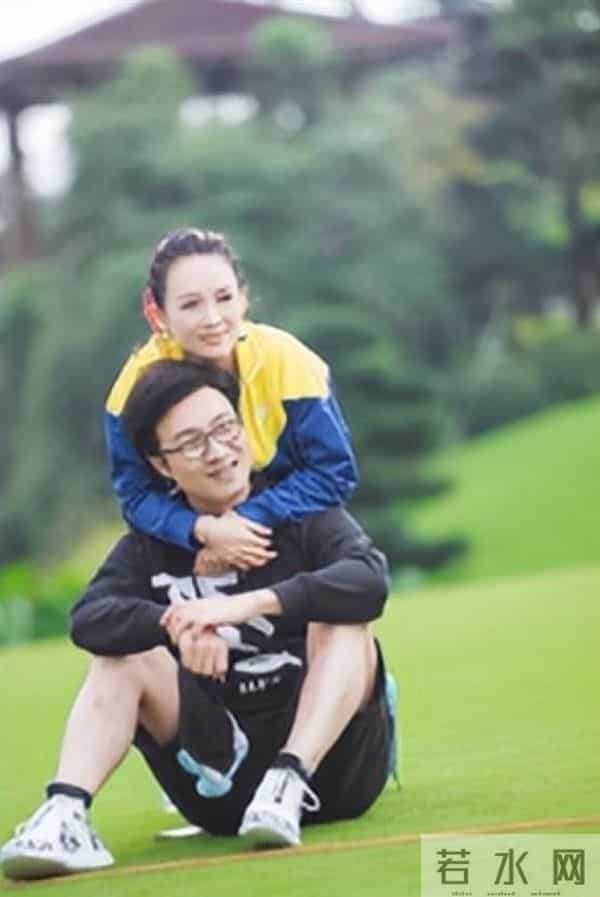 离婚两年后,再看汪峰章子怡现状,才发现他们根本就不是一路人