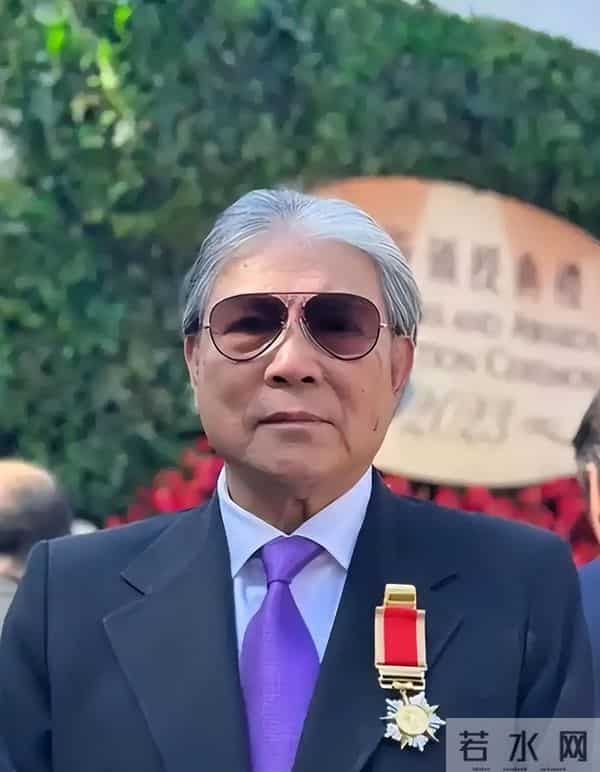 郭晶晶也没想到，79岁公公霍震霆再破天花板，让整个豪门圈沉默了