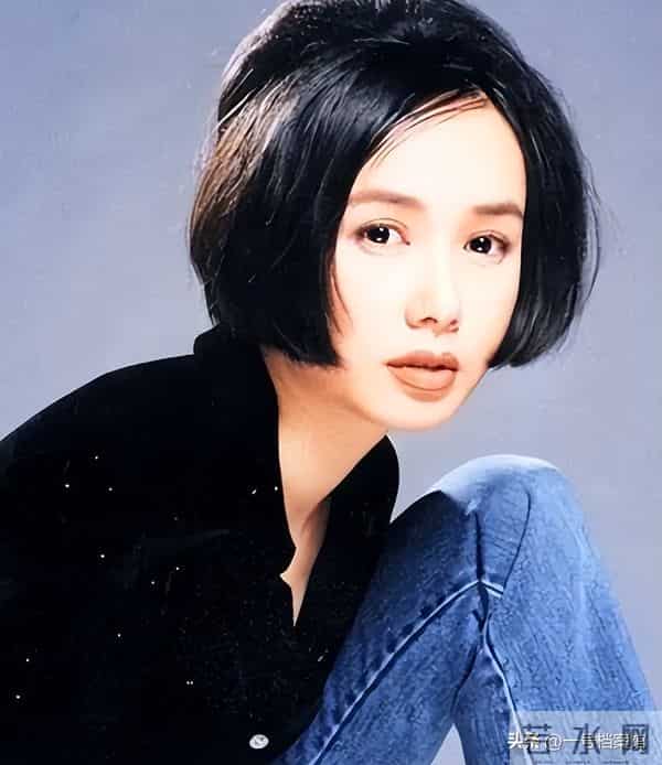 国内挣钱国外花?59岁的蒋雯丽又瘦又老,如今的下场怪不了别人