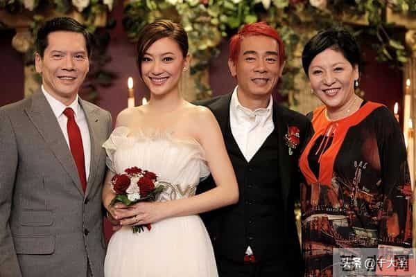 深扒陈小春情史,张柏芝是过客,车婉婉是知己,她才是终极赢家!