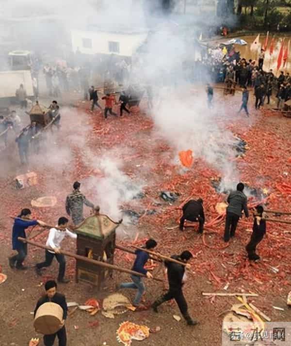 演员王志文:不留骨灰,不设墓地!他的选择引发无数网友深思