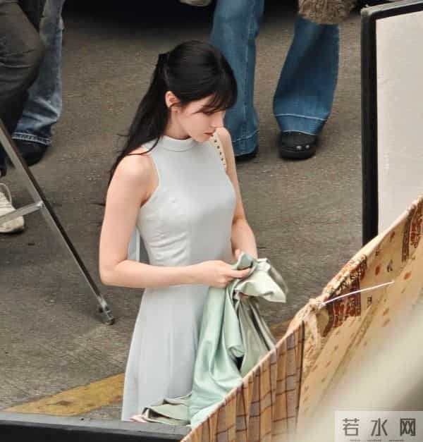 11.6娱乐瓜：杨紫 易烊千玺 李现 迪丽热巴 孟子义 罗云熙 丁禹兮 韩东君