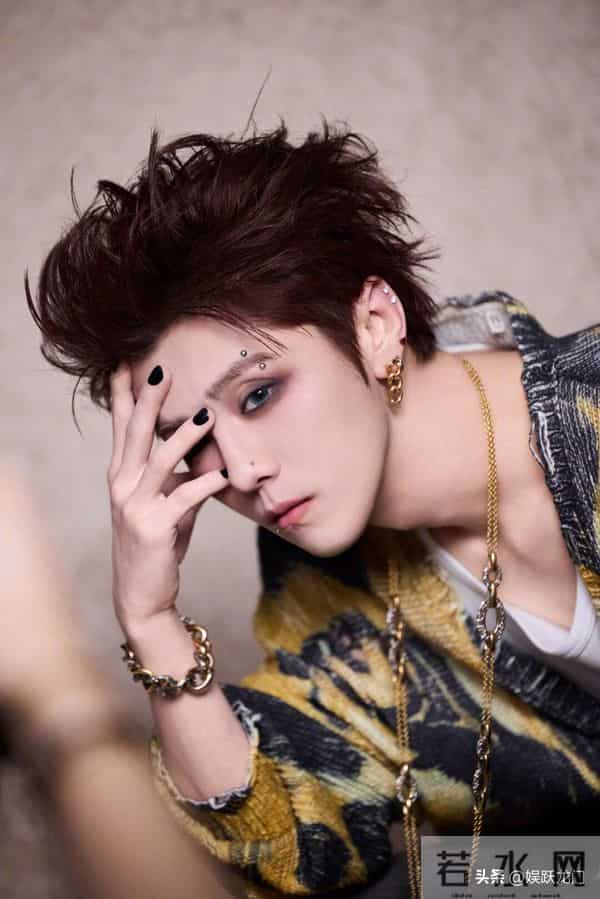 分手传闻成磨刀石!关晓彤官宣年度大奖,事业逆袭获得全网祝福!