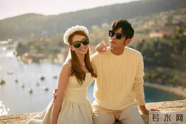 46岁周杰伦发文回应出道25周年,“还是那个好胜、幼稚的我”,昆凌回复:话也变多了些