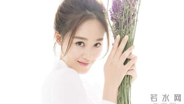 蓝盈莹疑似新恋情曝光，与男子同吃一碗蛋糕，网友为曹骏感到惋惜