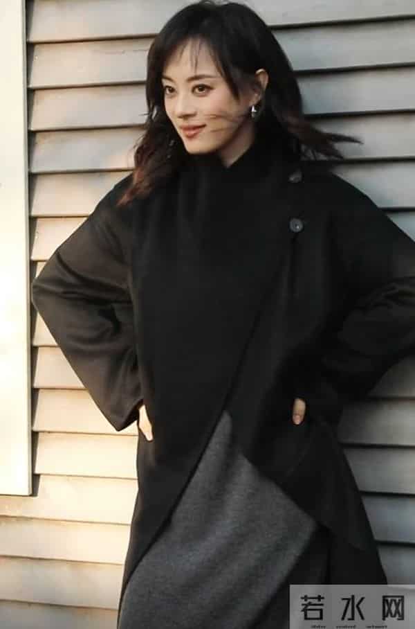 时尚大片来了,被长发的孙俪惊艳,凶相变福相,甩打针脸几条街