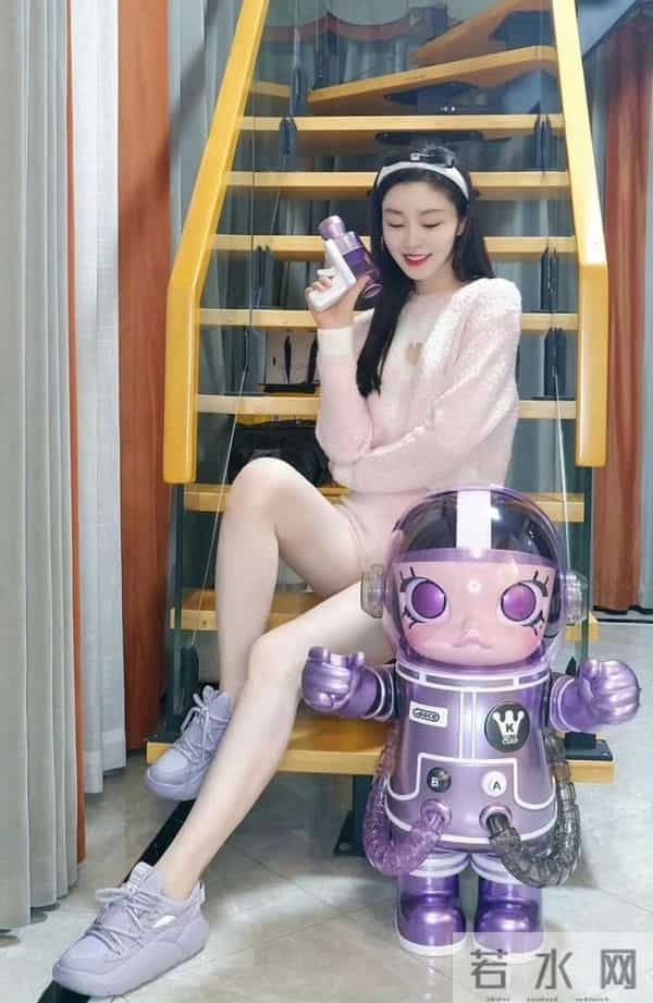 宋轶的腿又白又长,比例好绝