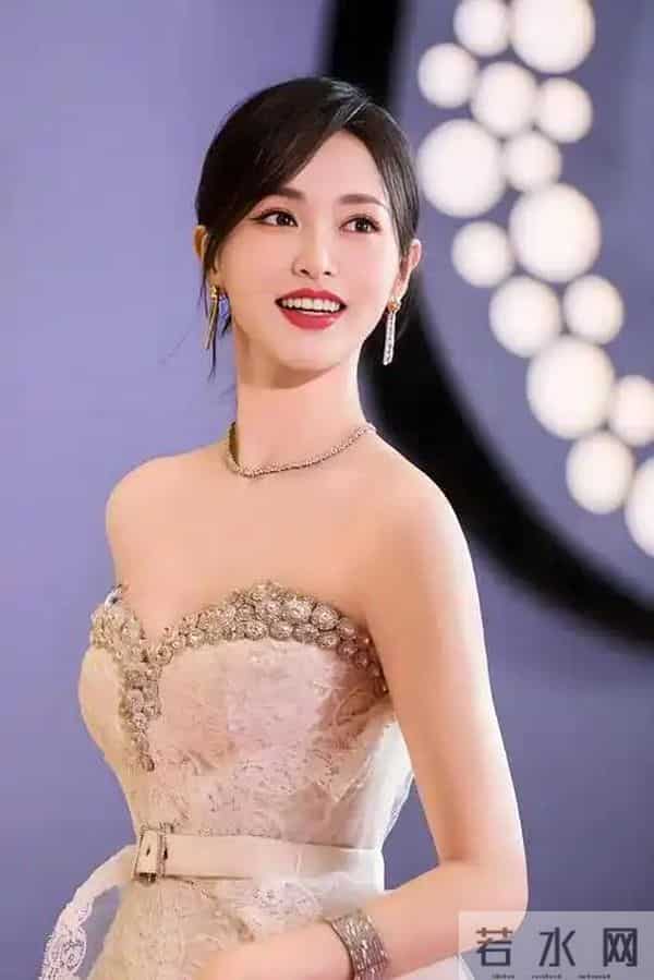 炸了!唐嫣新剧被央视紧急撤下!