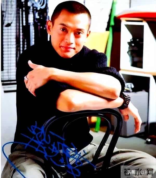 58岁TVB演员成单亲爸爸,名声坏了无戏可拍,靠卖豪宅卖饭为生