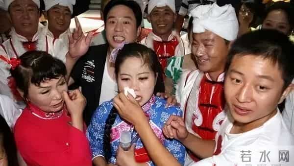 倾家荡产120万上星光大道, 惨被淘汰后, 负债40万的她近况令人唏嘘