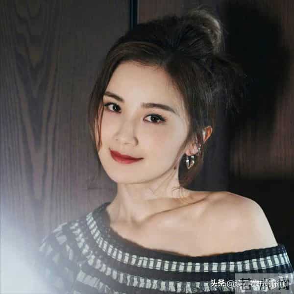 恭喜！香港知名女星蔡卓妍迎来新恋情，和小10岁健身教练正在热恋