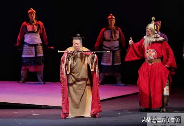 濮存昕：家人相继去世，如今71岁仍在工作，还要照顾年迈的老母亲