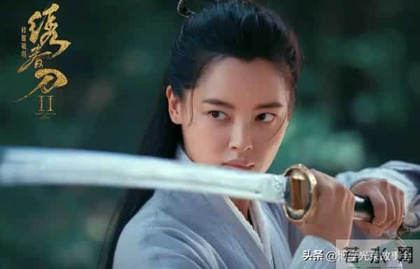 辛芷蕾回应新戏增肥,为角色突破坦言“值得”