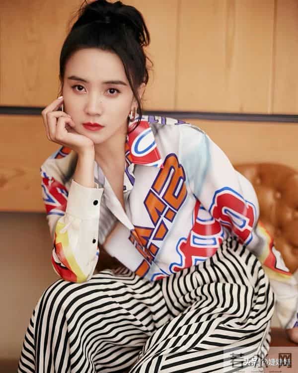 有种“夺命的刀”,叫宋佳的腰;有种“夺人的魂”,叫宋佳的臀