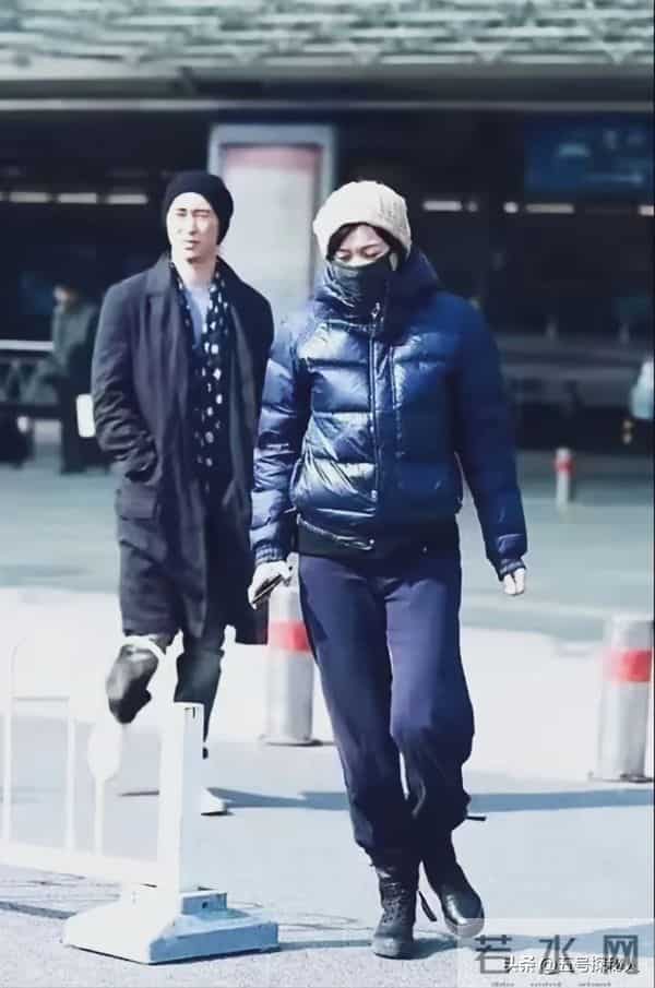 51岁徐静蕾近况曝光：没结婚但有伴侣，定居美国6年，吃成胖美人