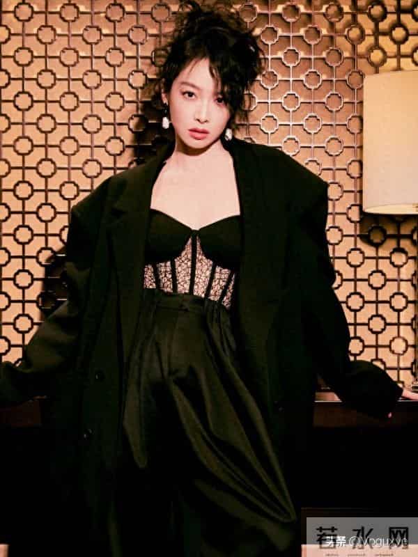 黑丝眼罩 真妈妈来了