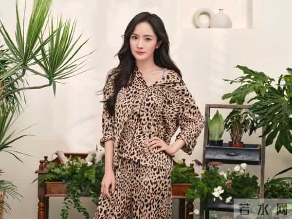 杨幂睡衣合集来啦!每一套都戳中我的审美