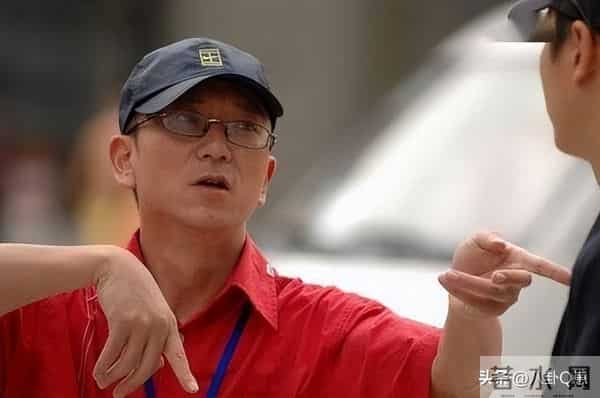 秦雯自身难保!袭警事件被曝光,新剧连夜撤档,官媒呼吁通报