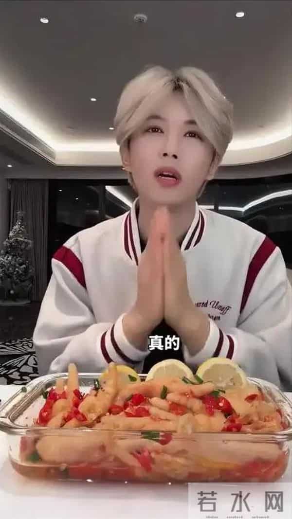 鹿哈官宣领证!8 年爱情长跑终成正果,娇妻身材火辣,夫妻相拉满