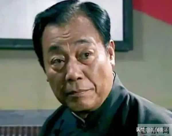 他是内娱的一股清流,结婚47年零绯闻,为妻子息影12年,61岁走红