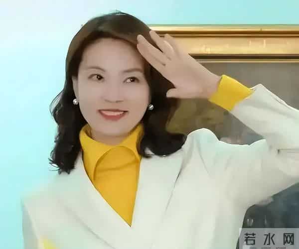 前央视主持刘芳菲现状,俩富豪前任全都判死刑,如今她满眼空洞