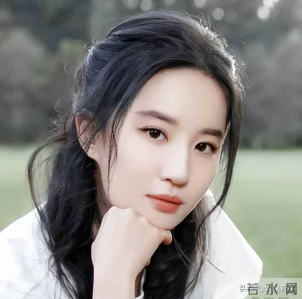 从万人捧到万人嫌,如今35岁的成毅,证明刘亦菲的话含金量还在升