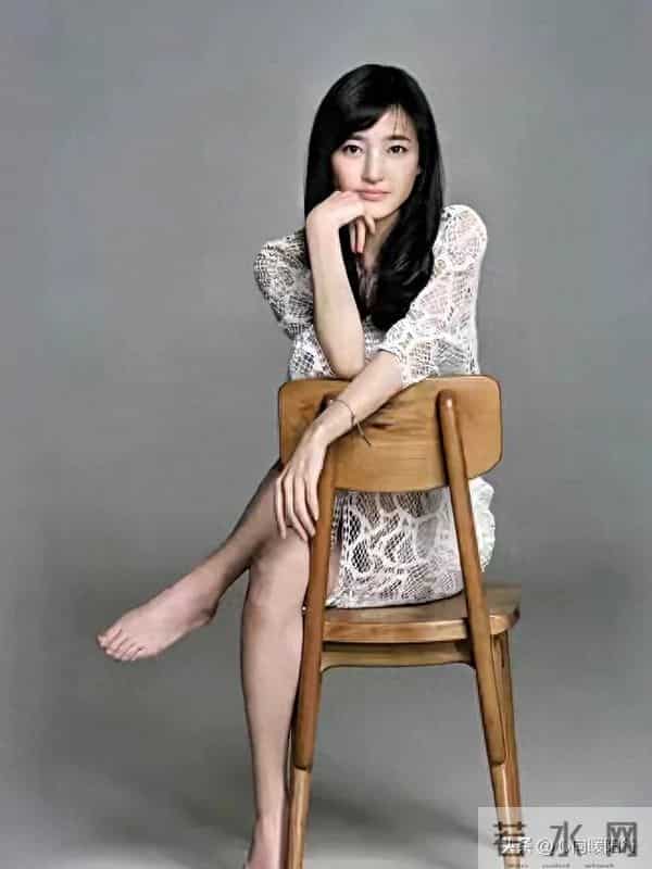 王丽坤凭啥不能“欲”？素颜是她，熟女也是她，美本无界