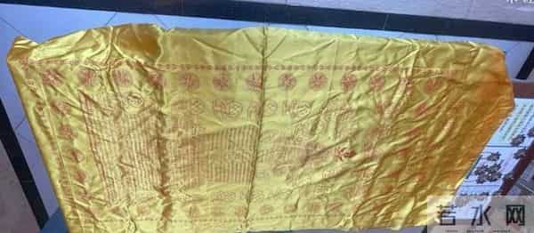 无法无天!刘家良骨灰被盗,内置陪葬品曝光,波及梅艳芳、张国荣