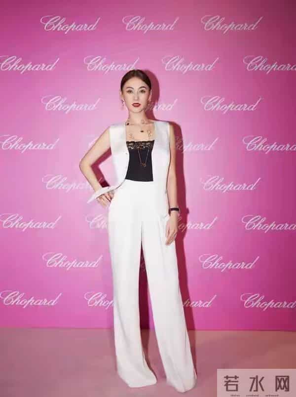 张柏芝一一夹克背心秀