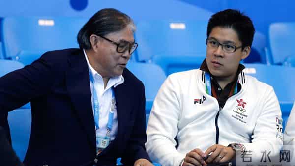 郭晶晶也没想到，79岁公公霍震霆再破天花板，让整个豪门圈沉默了