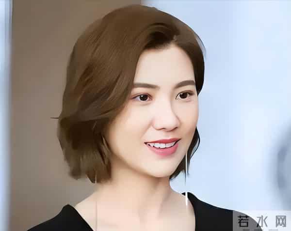 当年她败坏印小天名声,借势攀升嫁给导演,如今44岁是否遭到报应