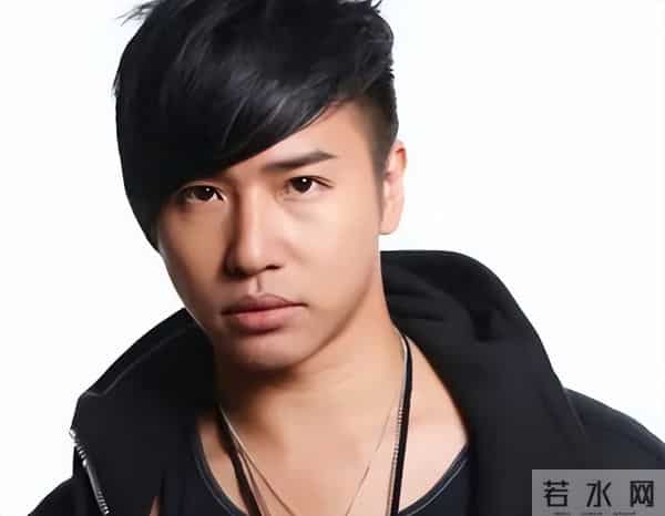 台媒爆出大料,欧弟因家庭矛盾疑似移民日本,与二婚老婆争吵不断