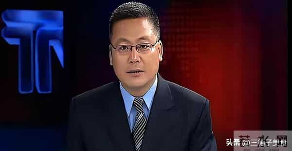 原来他们是夫妻,两位央视主持人低调多年,如今一家三口很幸福