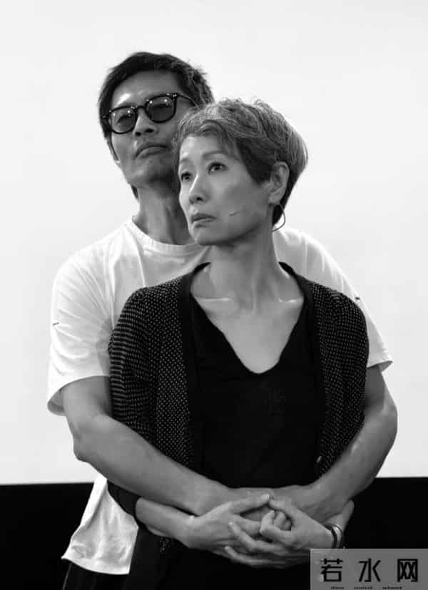 TVB前型佬男星被指断崖式暴瘦！脸颊凹陷现老态，自曝是压力太大