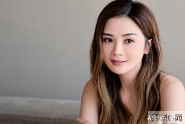 43岁阿Sa恋情曝光，竟然是比自己小10岁的健身教练，不少网友担心